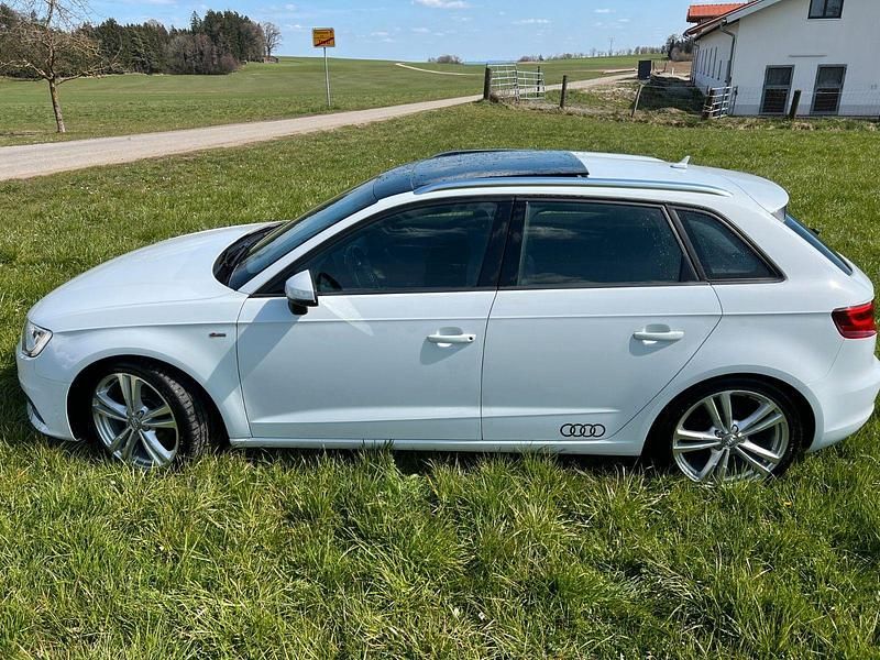 Gebraucht Audi A3 S-Line 184 PS (135 kW) 2014 Weiß Limousine