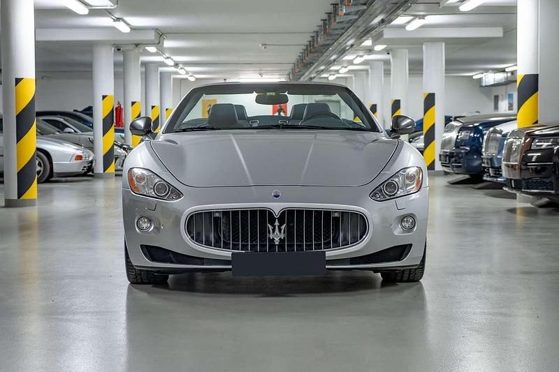 Gebraucht Maserati GranCabrio 439 PS (322 kW) 2011 Silber Cabrio