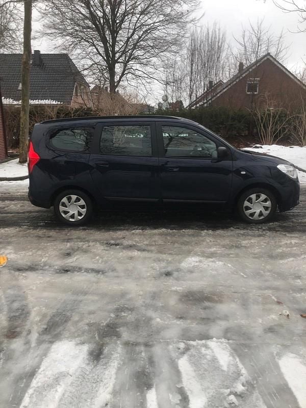 Gebraucht Dacia Lodgy 102 PS (75 kW) 2018 Blau Van / Kleinbus