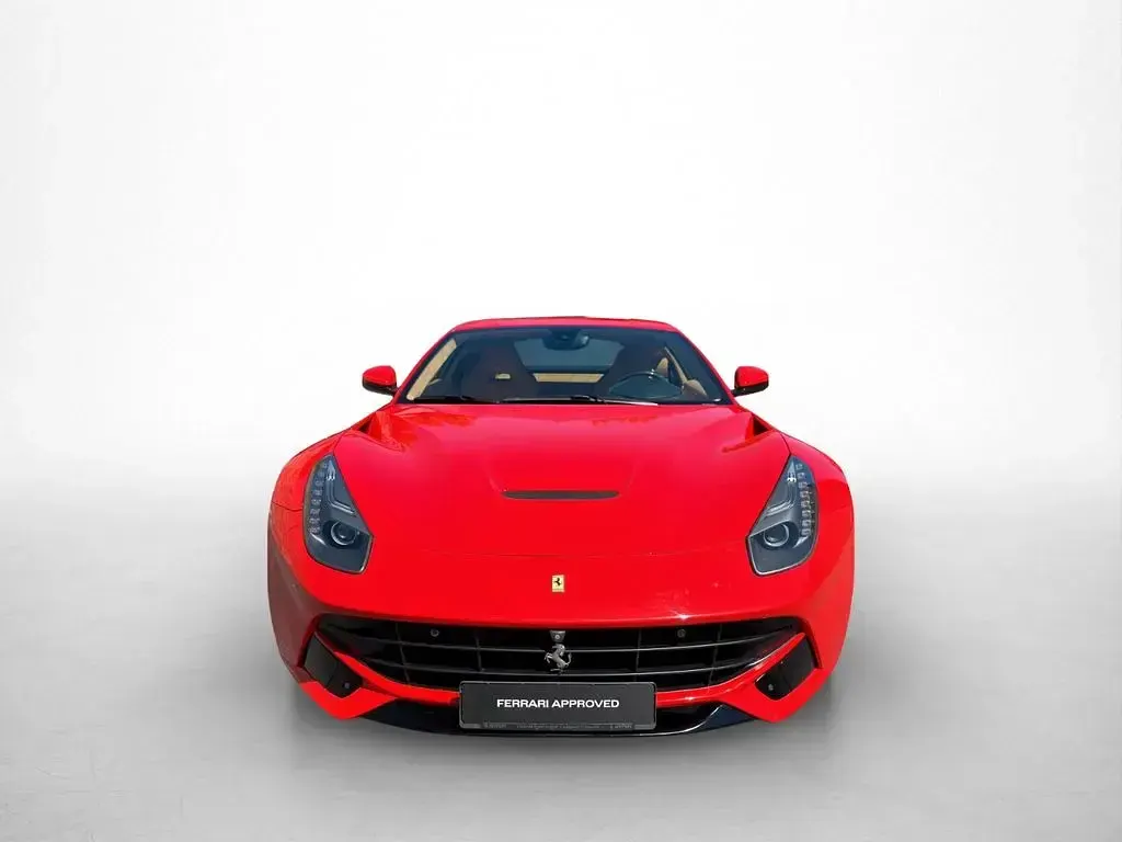 Gebraucht Ferrari F12 741 PS (545 kW) 2013 Rot Coupé