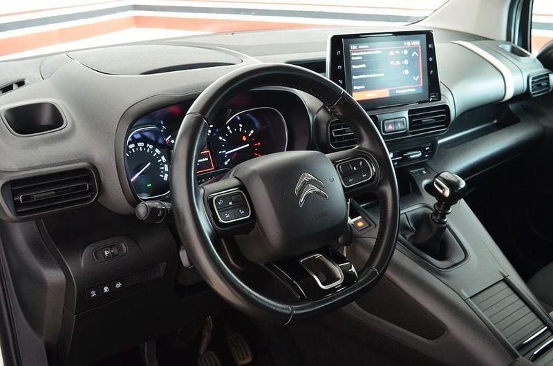 Gebraucht Citroën Berlingo Feel 131 PS (96 kW) 2019 Weiß Van / Kleinbus