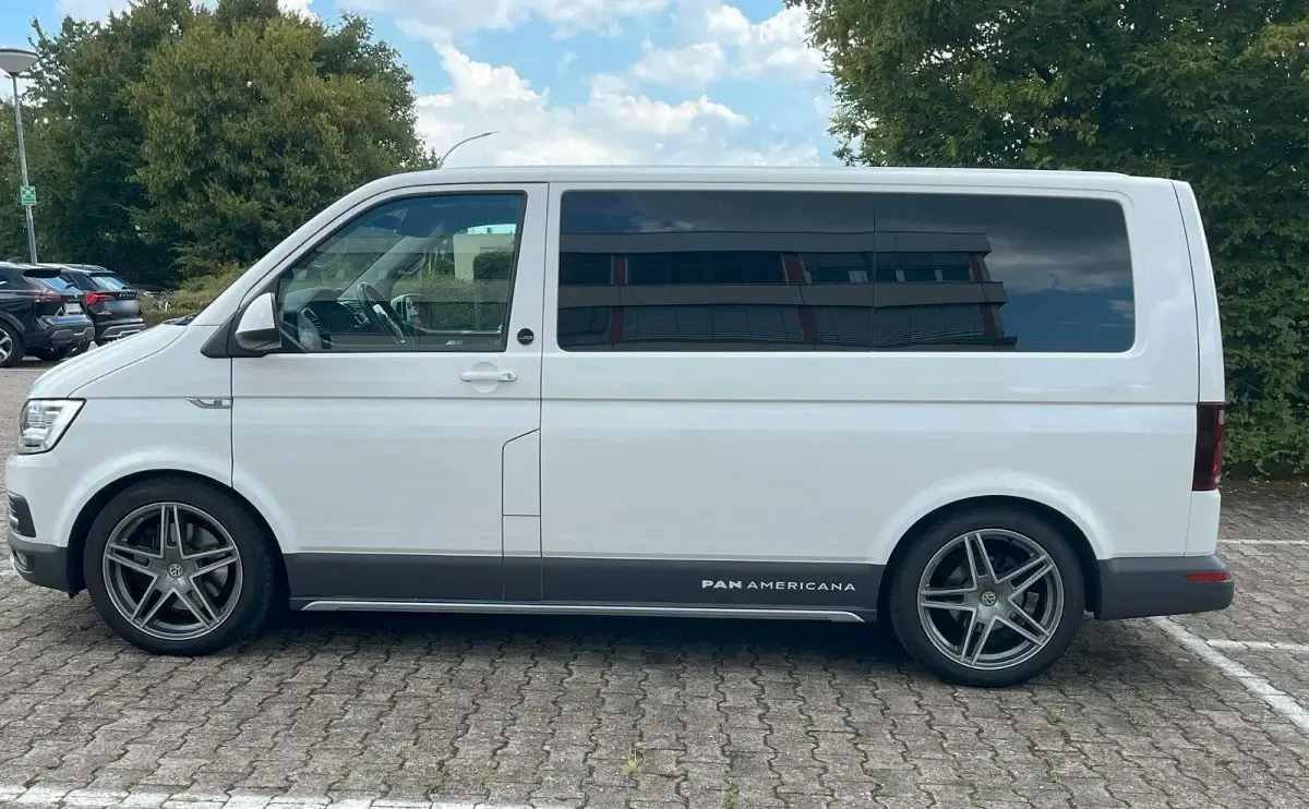 Gebraucht VW Multivan PanAmericana 204 PS (150 kW) 2017 Weiß Van / Kleinbus