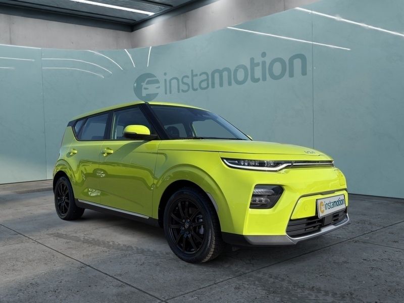 Grün Gebraucht 2021 Kia Soul EV 2 SUV | 15.490 € (Guter Preis) - Bild 1/3
