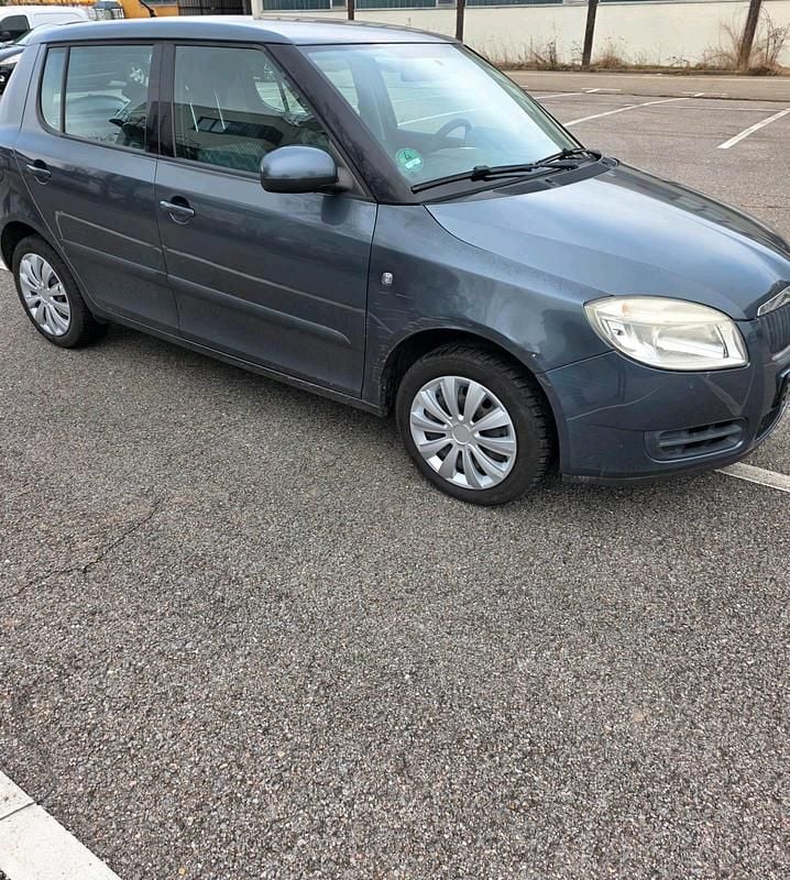 Gebraucht Skoda Fabia 60 PS (44 kW) 2008 Grau Limousine