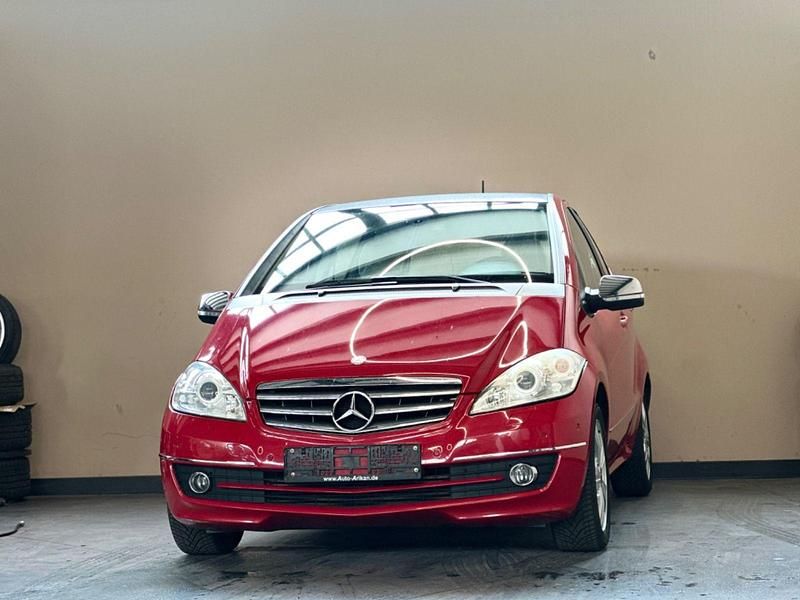 Jupiterrot uni Gebraucht 2010 Mercedes A180 Kleinwagen | 4.980 € (Fairer Preis) - Bild 1/4