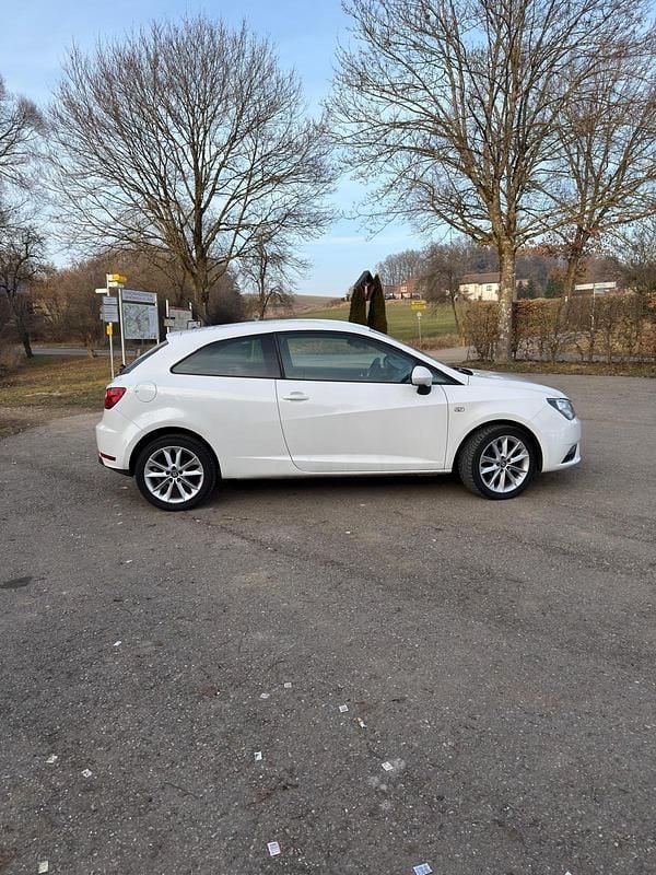 Gebraucht Seat Ibiza 105 PS (77 kW) 2014 Weiß Coupé
