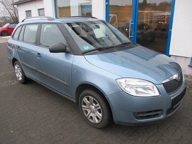 Gebraucht Skoda Fabia Cool Edition 69 PS (50 kW) 2010 Blau Kombi