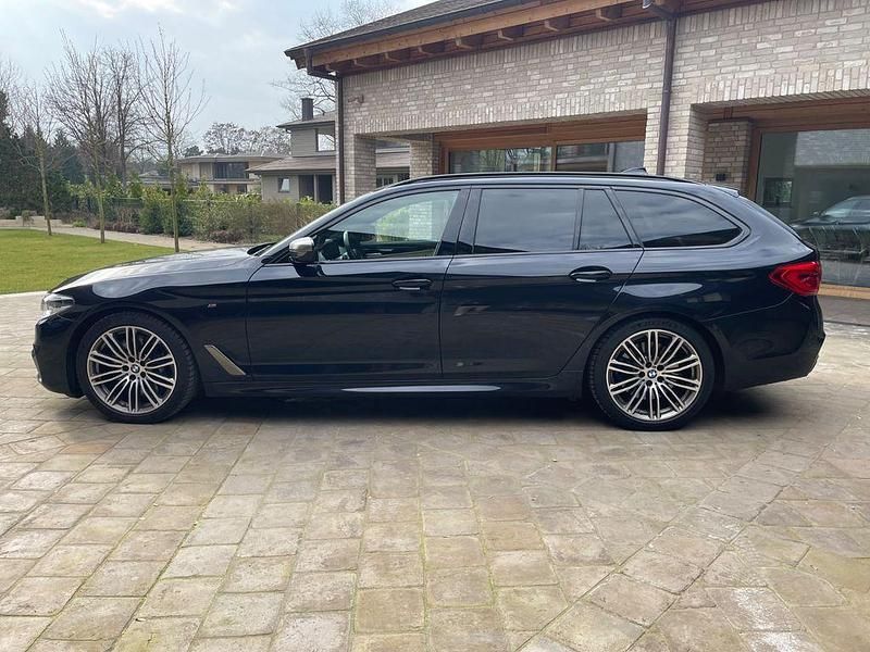 Second-hand BMW M550 Performance 400 CP (294 kW) 2019 Negru Berlinǎ