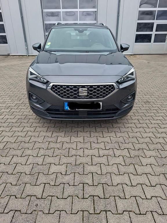 Grau Gebraucht 2019 Seat Tarraco 4Drive SUV | 19.990 € (Superpreis) - Bild 1/4