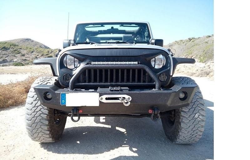 Silber Gebraucht 2009 Jeep Wrangler Unlimited SUV | 25.900 € (Guter Preis) - Bild 1/4