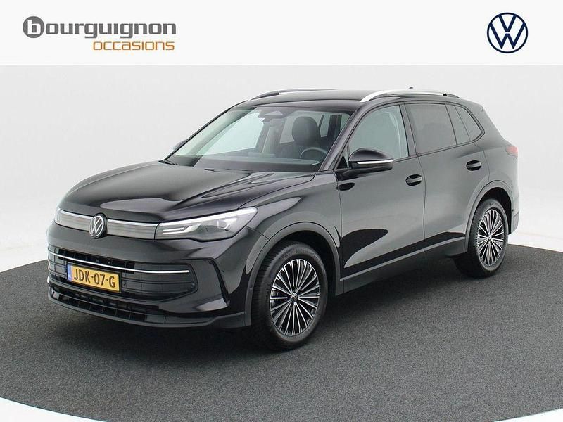 Schwarz Gebraucht 2024 VW Tiguan Edition SUV | 35.500 € (Fairer Preis) - Bild 1/4