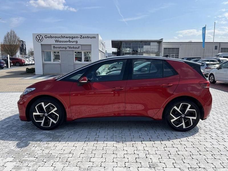 Gebraucht VW ID.3 Pro 150 kW (204 PS) 2023 Kings red (rot) Kleinwagen