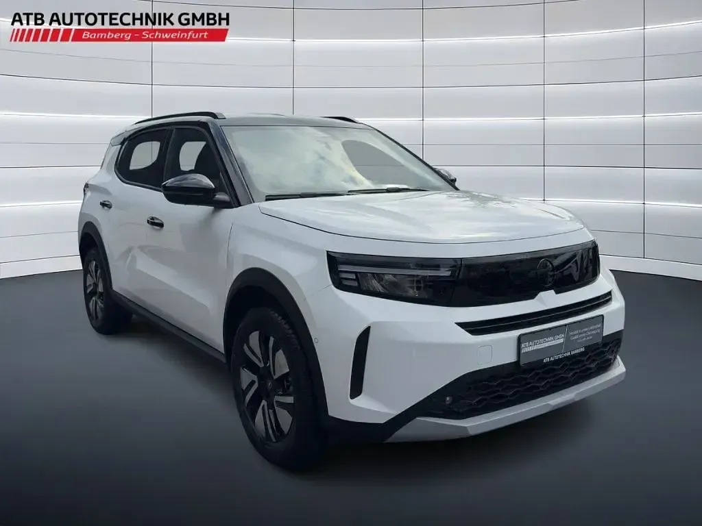 Nowe Opel Frontera 145 KM (106 kW) 2026 Biały SUV