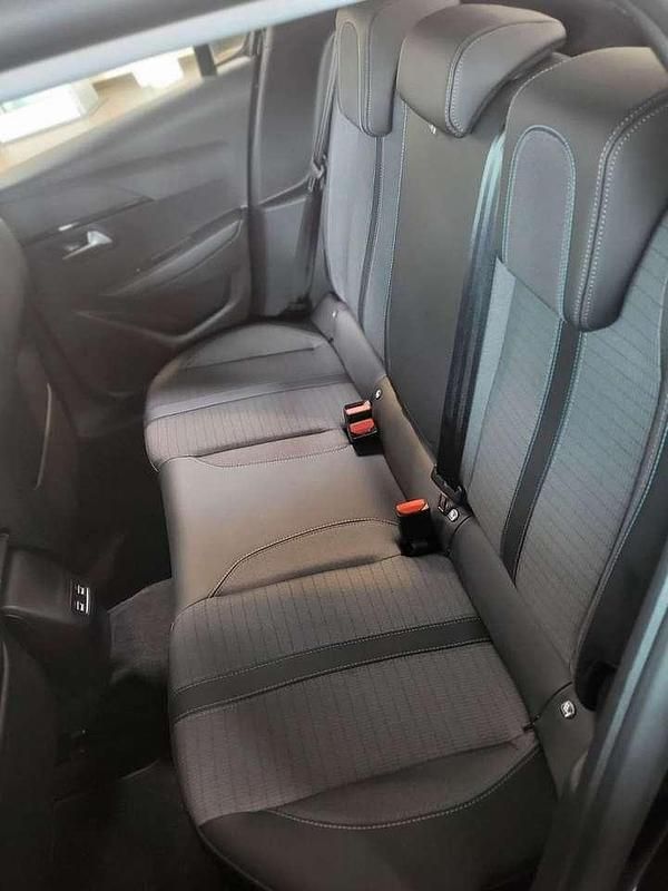 Gebraucht Peugeot e-208 Allure 100 kW (136 PS) 2019 Perla nera schwarz Kleinwagen