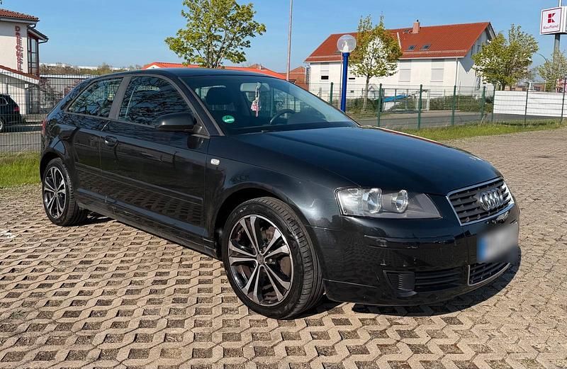 Gebraucht Audi A3 102 PS (75 kW) 2005 Schwarz Kleinwagen