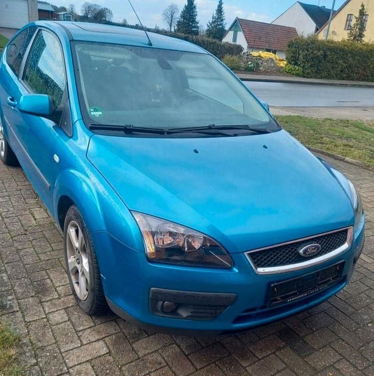 Gebraucht Ford Focus Viva 116 PS (85 kW) 2005 Blau Limousine