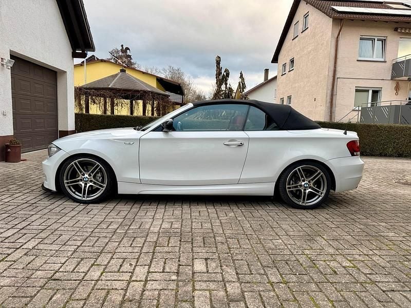 Gebraucht BMW 125 Cabriolet Performance 218 PS (160 kW) 2012 Weiß Cabrio
