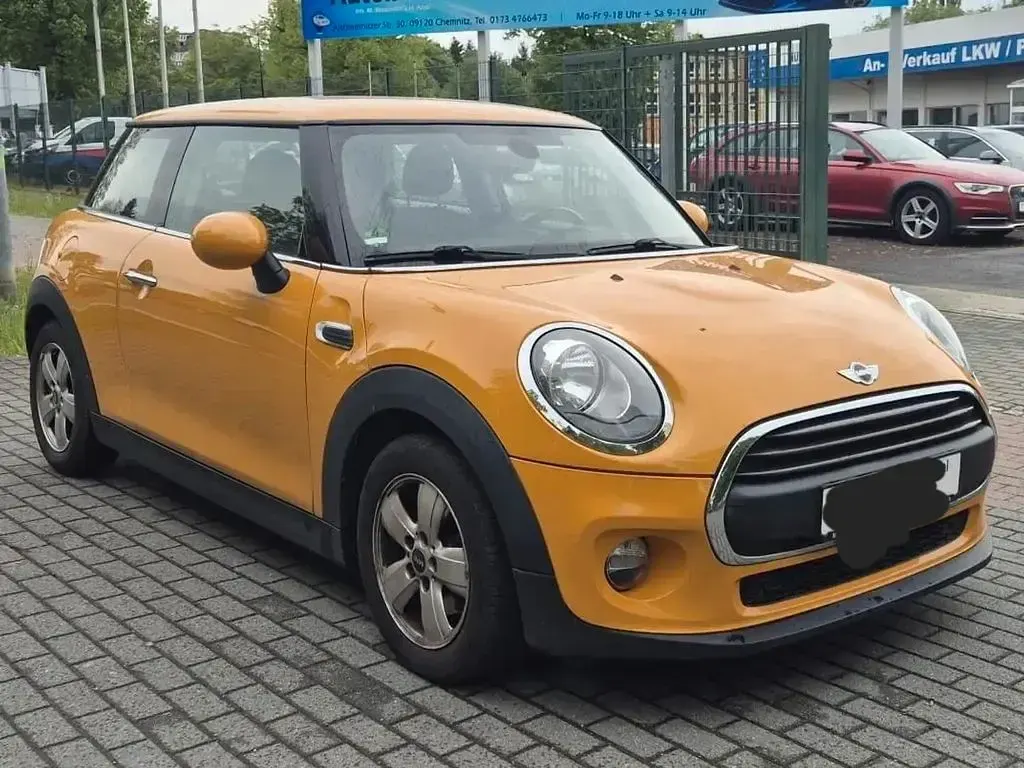 Gebraucht Mini ONE 102 PS (75 kW) 2016 Orange Kleinwagen