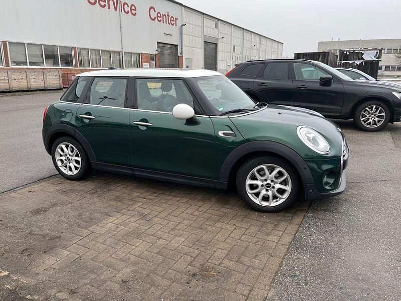 Gebraucht Mini Cooper 136 PS (100 kW) 2017 Grün Kleinwagen