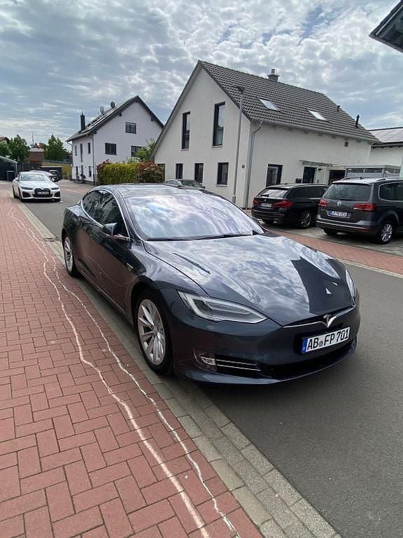 Schwarz Gebraucht 2017 Tesla Model S Limousine | 16.900 € (Superpreis) - Bild 1/4