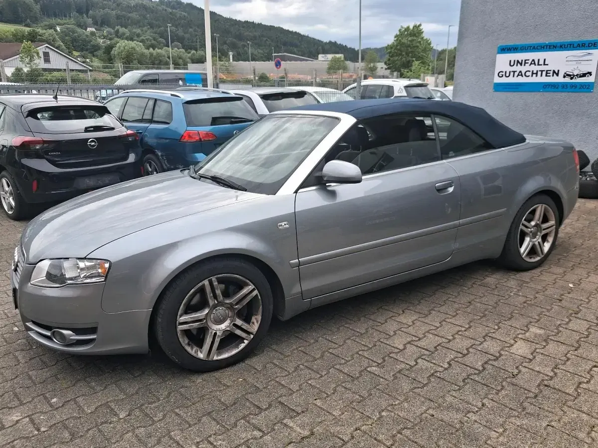 Gebraucht Audi A4 Cabriolet 233 PS (171 kW) 2007 Grau Cabrio