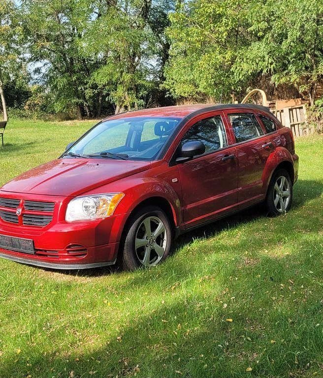 Rot Gebraucht 2007 Dodge Caliber Kleinwagen | 3.500 € (Teuer) - Bild 1/4