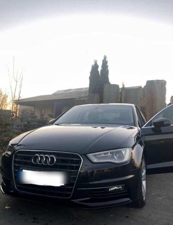 Schwarz Gebraucht 2014 Audi A3 Ambition Limousine | 11.500 € (Fairer Preis) - Bild 1/4