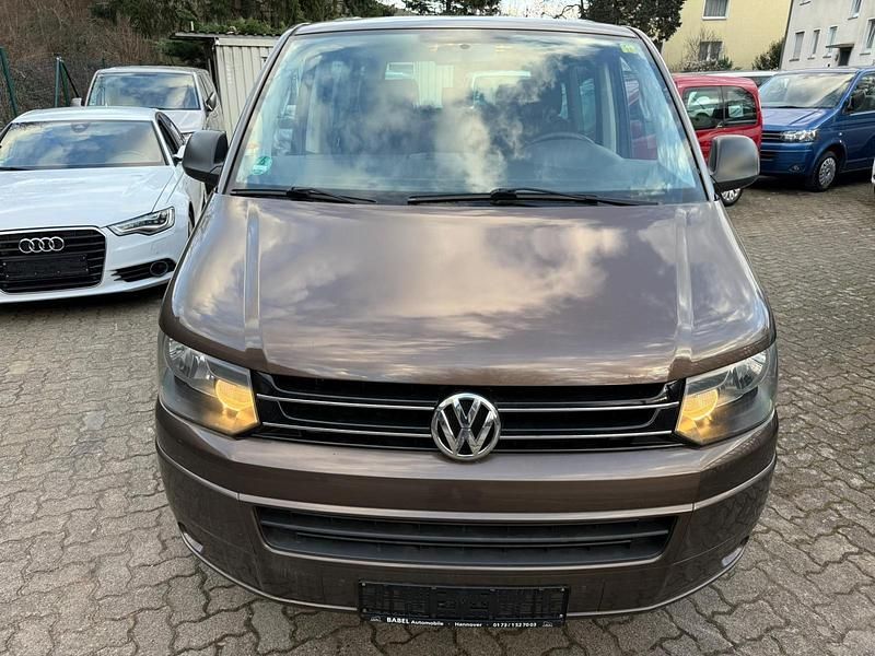 Gebraucht VW Multivan 140 PS (102 kW) 2011 Braun Van