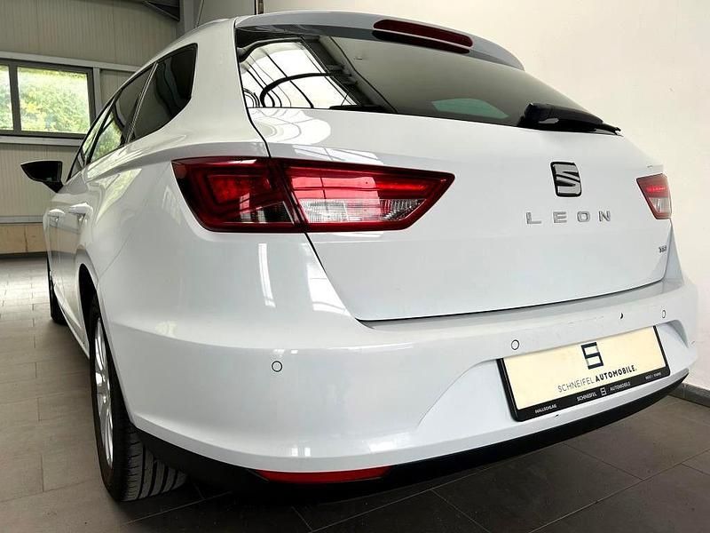 Gebraucht Seat Leon ST Style 125 PS (91 kW) 2015 Weiß Kombi