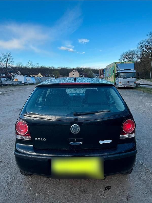 Gebraucht VW Polo 66 PS (48 kW) 2009 Schwarz Kleinwagen