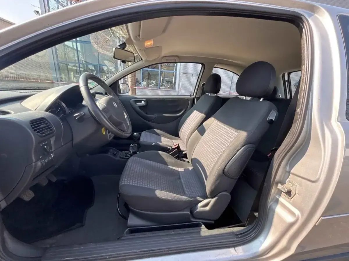 Gebraucht Opel Corsa 60 PS (44 kW) 2005 Grau Kleinwagen