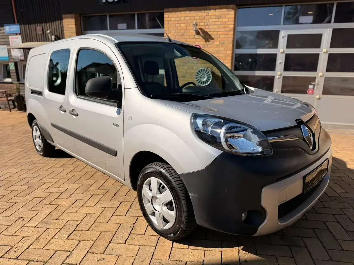 Gebraucht Renault Kangoo 44 kW (60 PS) 2017 Van / Kleinbus