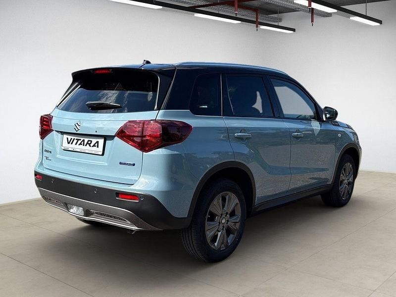 Neu Suzuki Vitara Comfort 109 PS (80 kW) 2025 Ice grayish blue / cosmic blac SUV