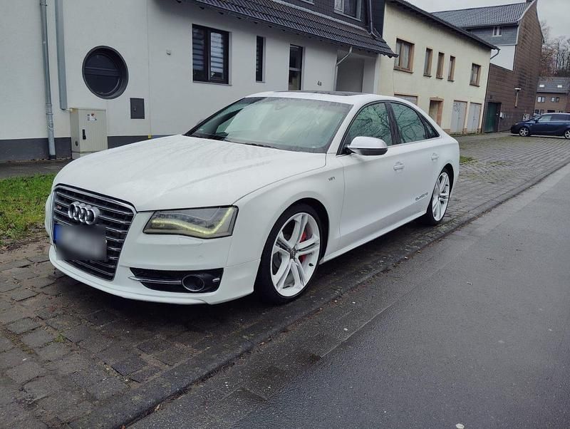 Gebraucht Audi S8 Sport 519 PS (381 kW) 2013 Weiß Limousine