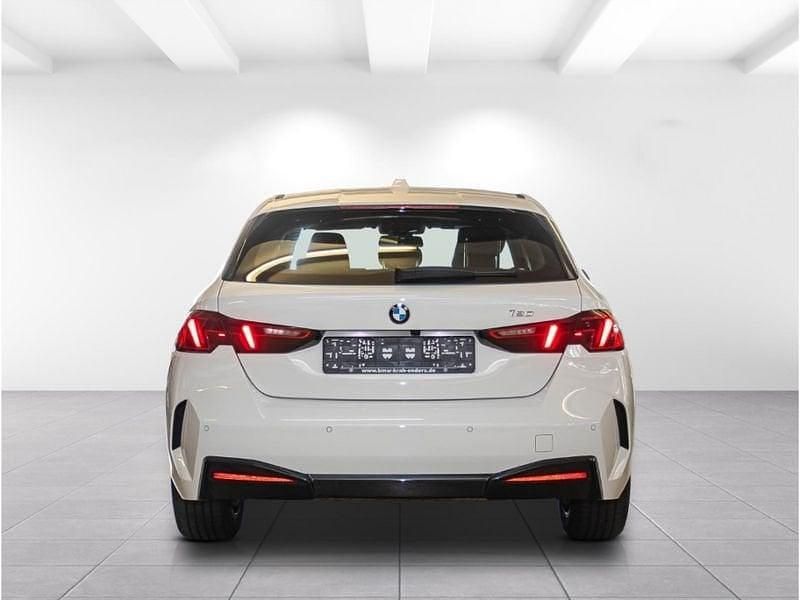 Gebraucht BMW 120 Shadowline 170 PS (125 kW) 2024 Weiß Kleinwagen