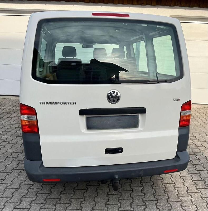 Gebraucht VW Transporter 102 PS (75 kW) 2008 Weiß Van