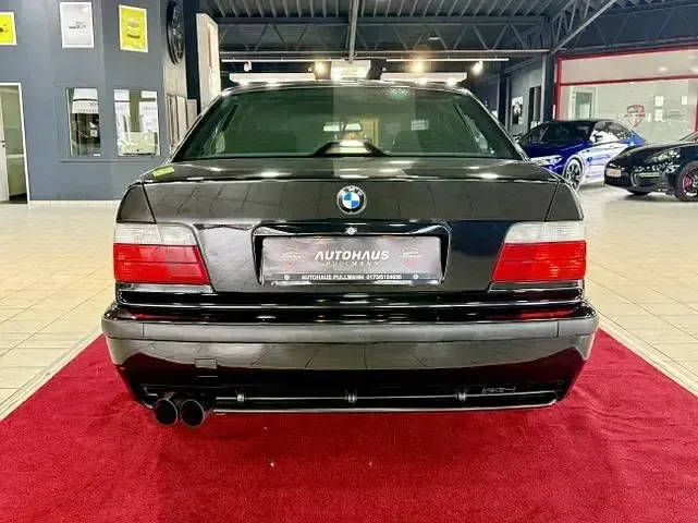 Używany BMW M3 Performance 321 KM (236 kW) 1997 Czarny Sedan/Limuzyna