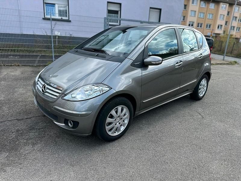 Gebraucht Mercedes A180 109 PS (80 kW) 2005 Gold Kleinwagen