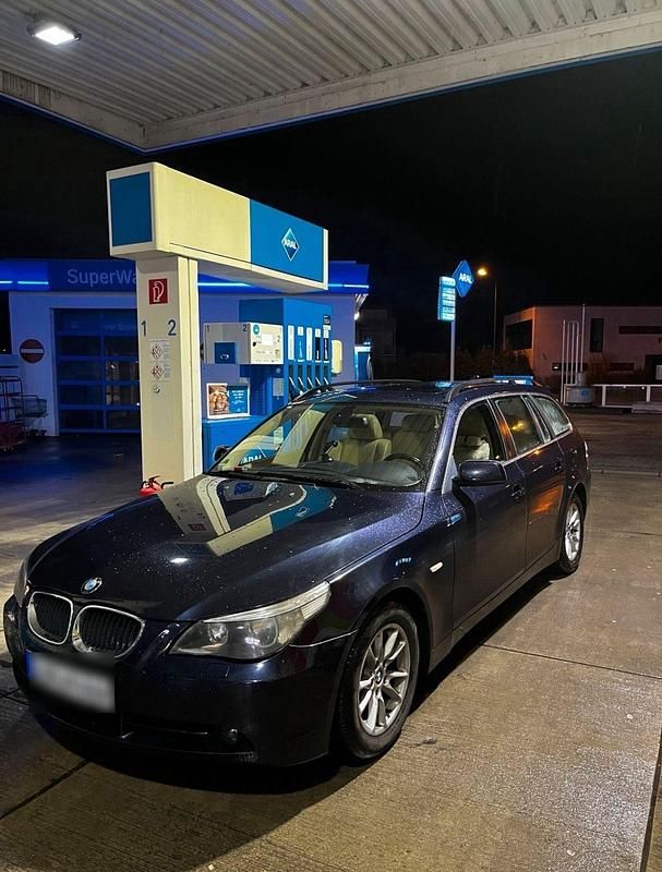 Gebraucht BMW 525 218 PS (160 kW) 2005 Schwarz Kombi