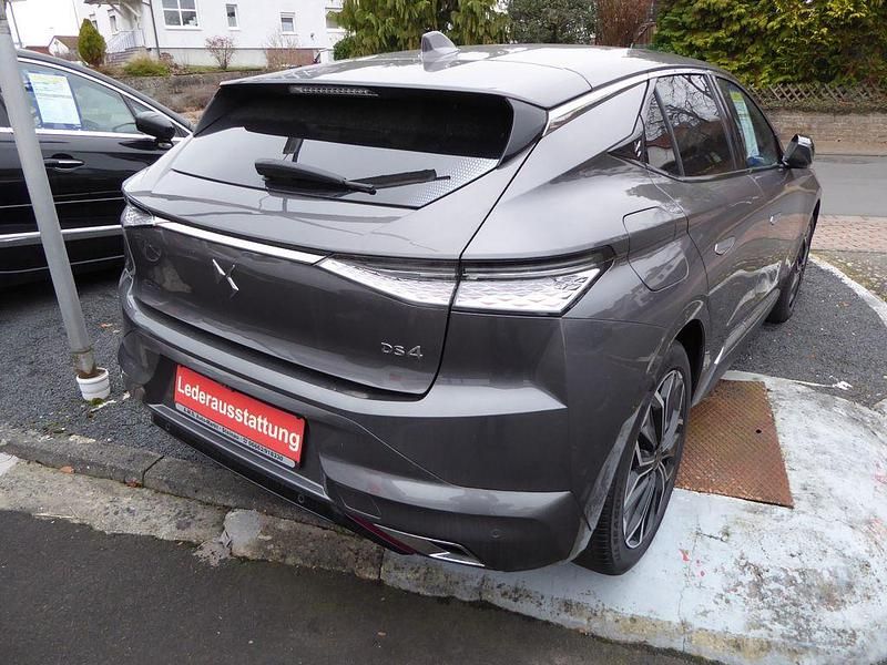 Gebraucht DS Automobiles DS4 Opera 131 PS (96 kW) 2024 Grau Limousine