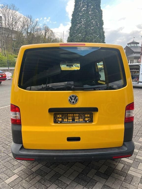 Second-hand VW Transporter 84 CP (61 kW) 2014 Galben Van