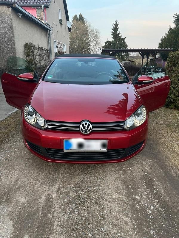 Gebraucht VW Golf Cabriolet 122 PS (89 kW) 2012 Rot Cabrio