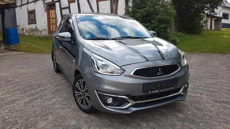 Grau Gebraucht 2016 Mitsubishi Space Star Top Kleinwagen | 8.999 € (Guter Preis) - Bild 1/4