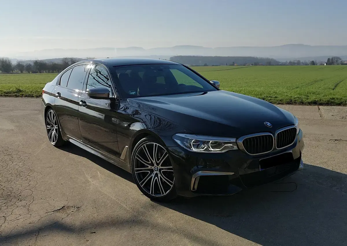 Gebraucht BMW M550 Performance 462 PS (339 kW) 2017 Schwarz Limousine