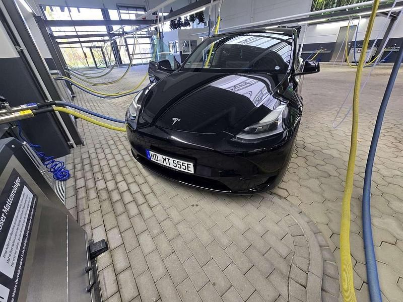 Gebraucht Tesla Model Y RWD 219 kW (299 PS) 2024 SUV