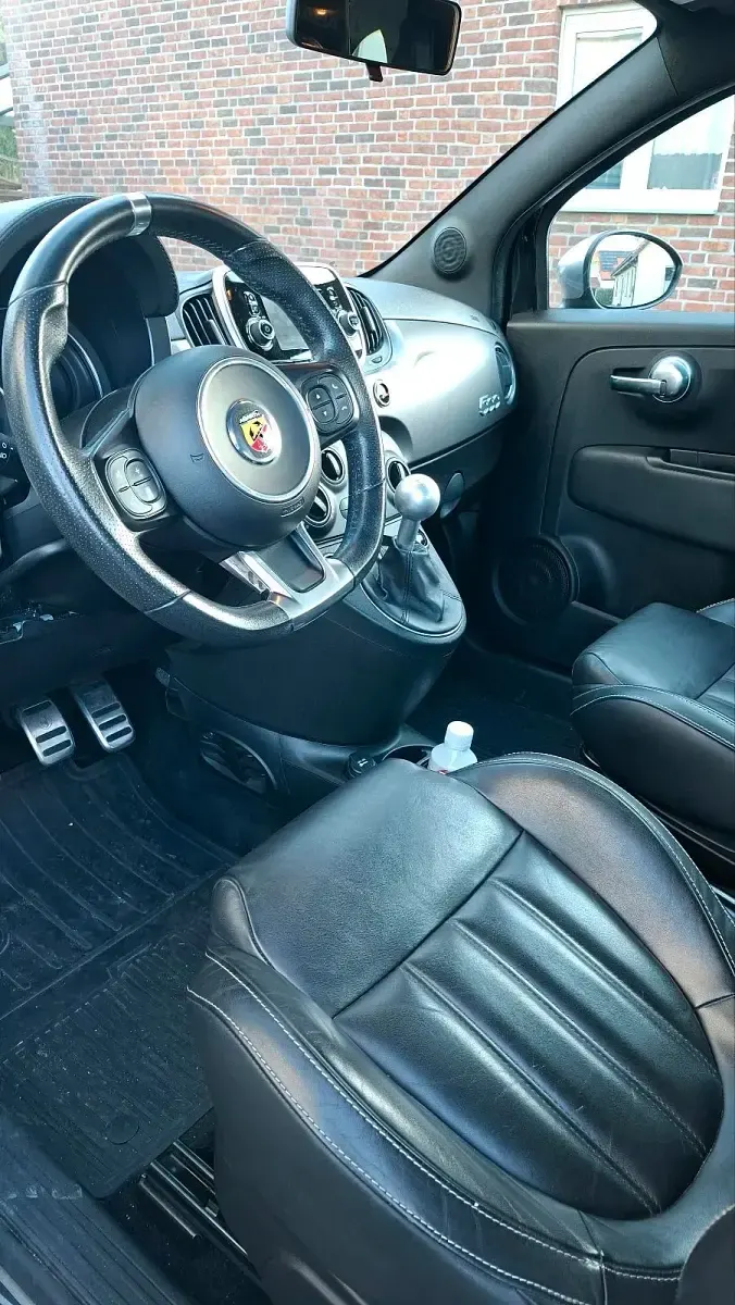 Gebraucht Abarth 595 Turismo 165 PS (121 kW) 2017 Schwarz Kleinwagen