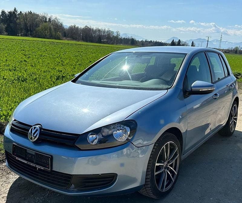 Gebraucht VW Golf VI Trendline 102 PS (75 kW) 2009 Blau Kleinwagen