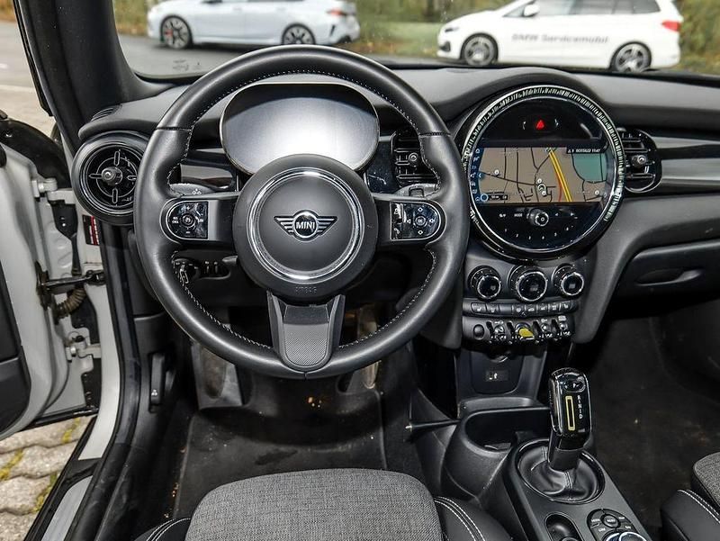 Gebraucht Mini Cooper SE 135 kW (184 PS) 2022 Silber Kleinwagen