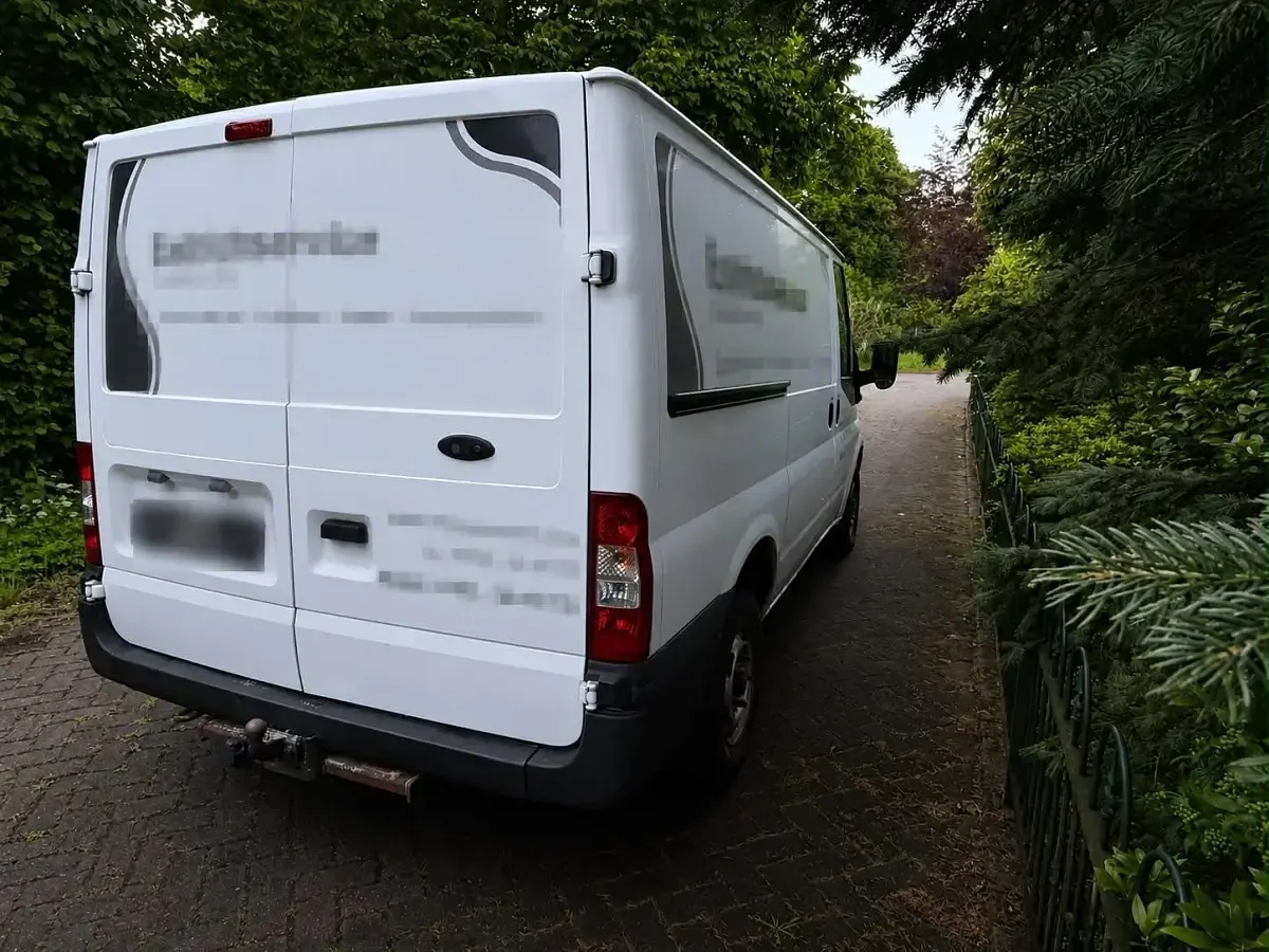 Gebraucht Ford Transit 101 PS (74 kW) 2012 Weiß Pickup
