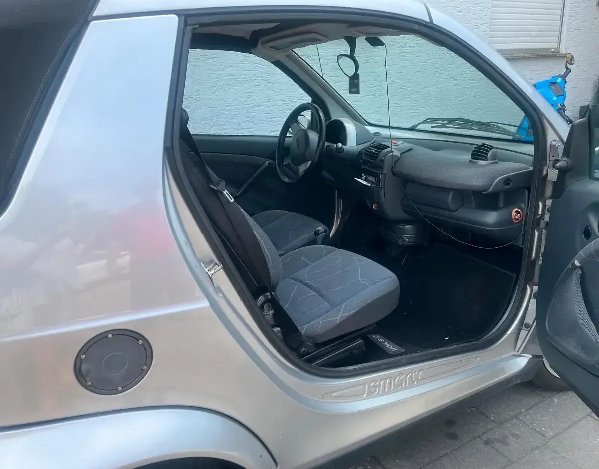 Używany Smart ForTwo Cabrio 45 KM (33 kW) 2004 Srebrny Kabriolet